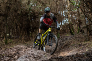 Bird Cycleworks Zero AM Boost hardtail Riding-11.jpg