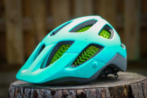 Bontrager Blaze WaveCel mountain bike helmet review