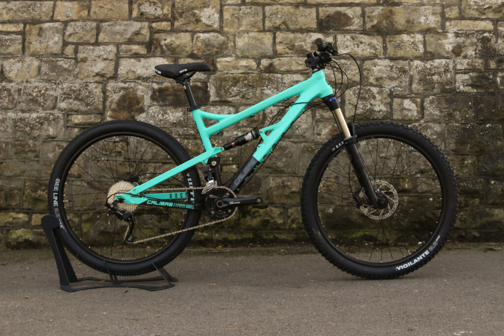 Calibre Ladies Bossnut Detail Whole Bike-7.jpg
