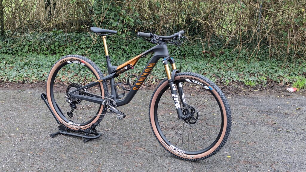 Canyon_Lux_Trail_CFR_Hero.jpg