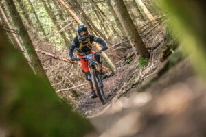 EX-Enduro-e-bike-racing-2019-101-3.jpg