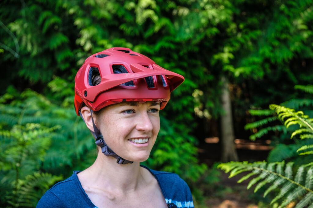 Endura Singletrack helmet-1.jpg