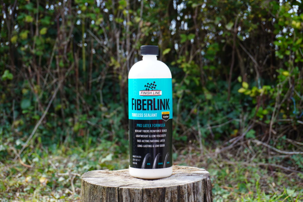 Finish_Line_Fiberlink_tubeless_sealant.JPG