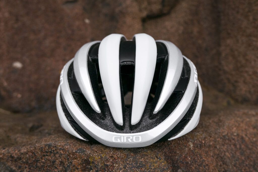 Giro-Cinder-MIPS-1.jpg