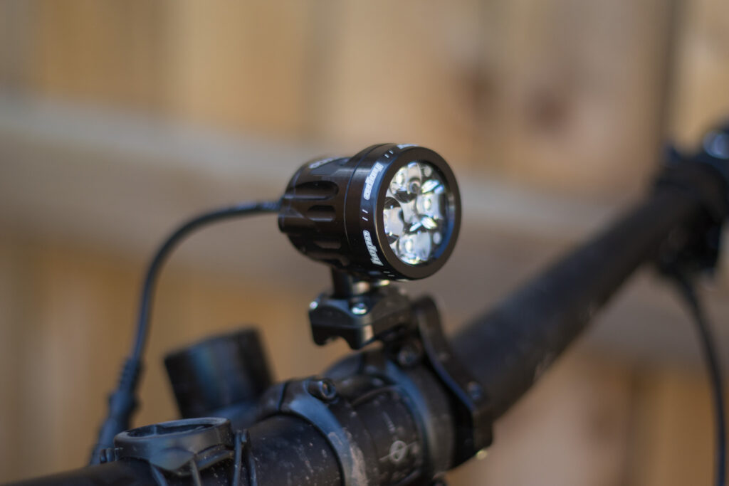 Hope R4+ LED Front Light-2.jpg