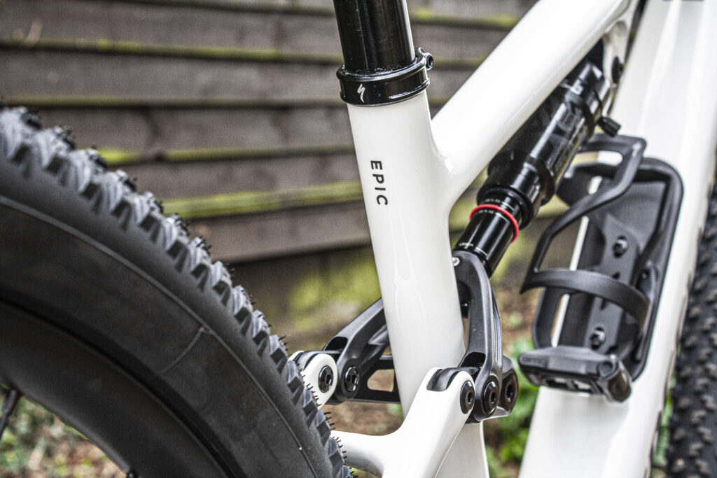 Specialized Epic Comp seat tube detail