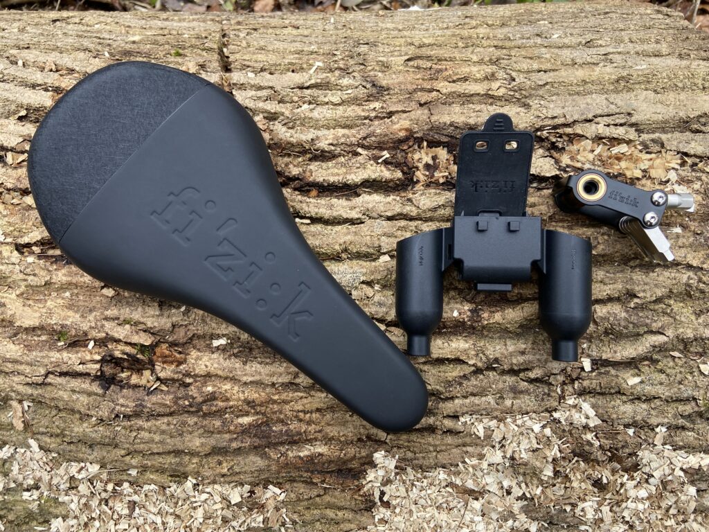 Fizik Gravita Alpaca X5 Seat_9