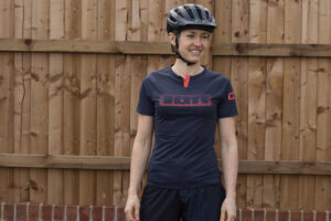 ION Button Tee Traze Short Sleeved Women&rsquo;s Jersey Review