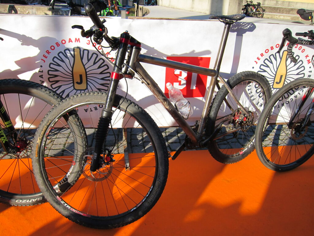 Jeroboam gravel bike gallery22