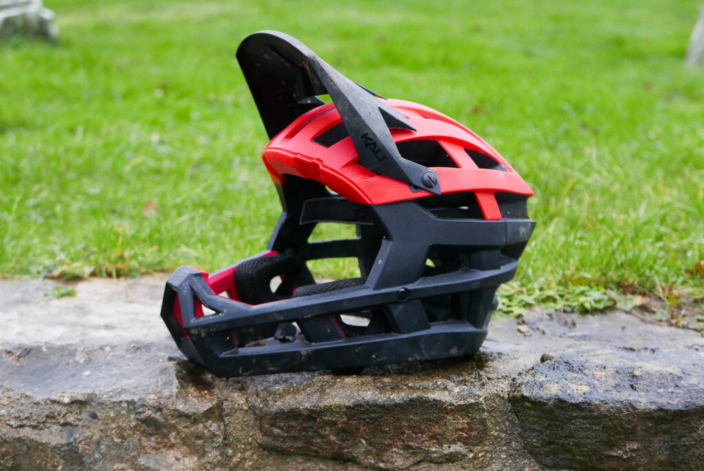 Kali-Invader-full-face-enduro-trail-helmet-2020-100.jpg