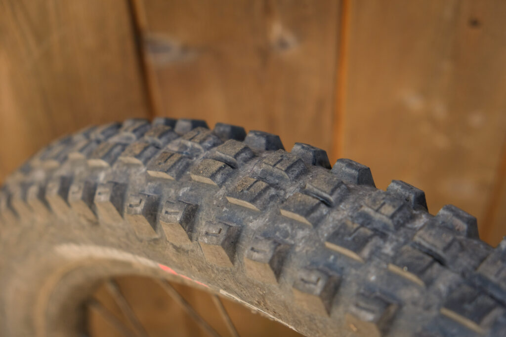 Kenda Pinner AGC tyre 29-5.jpg