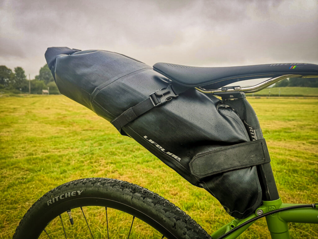 Lifeline Adventure Seat pack 1-1
