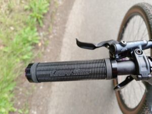 Lizard Skins Charger Lock-On Grips review