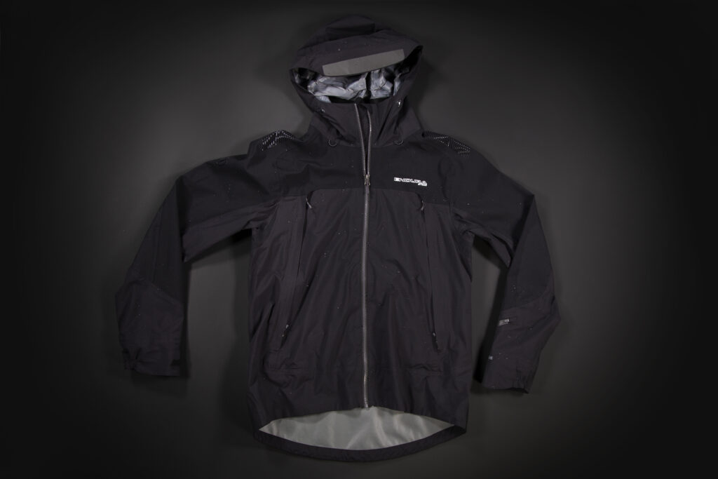 MT500 Jacket FLAT cover:hero.jpg