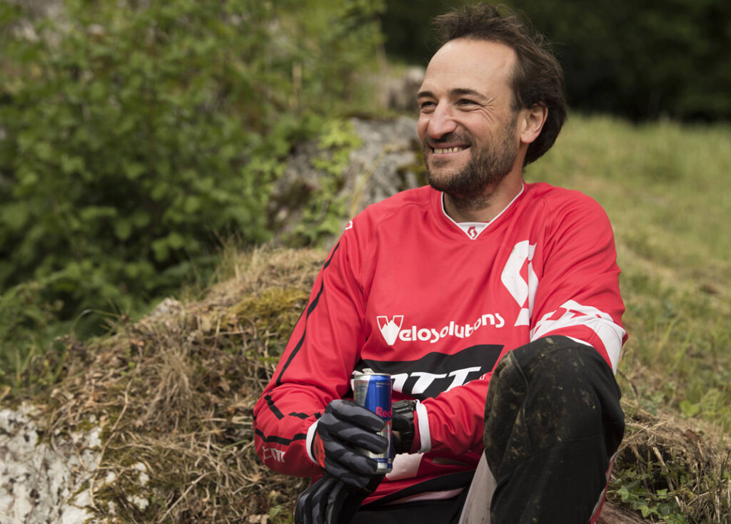 Mountain bike icons - Claudio Caluori
