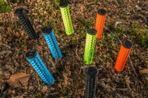 NS Bikes Hold fast grips 4.jpg