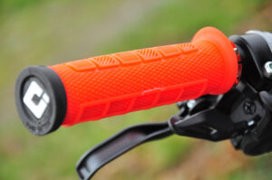 ODI-Elite-Pro-Lock-On-Grips-101.jpg