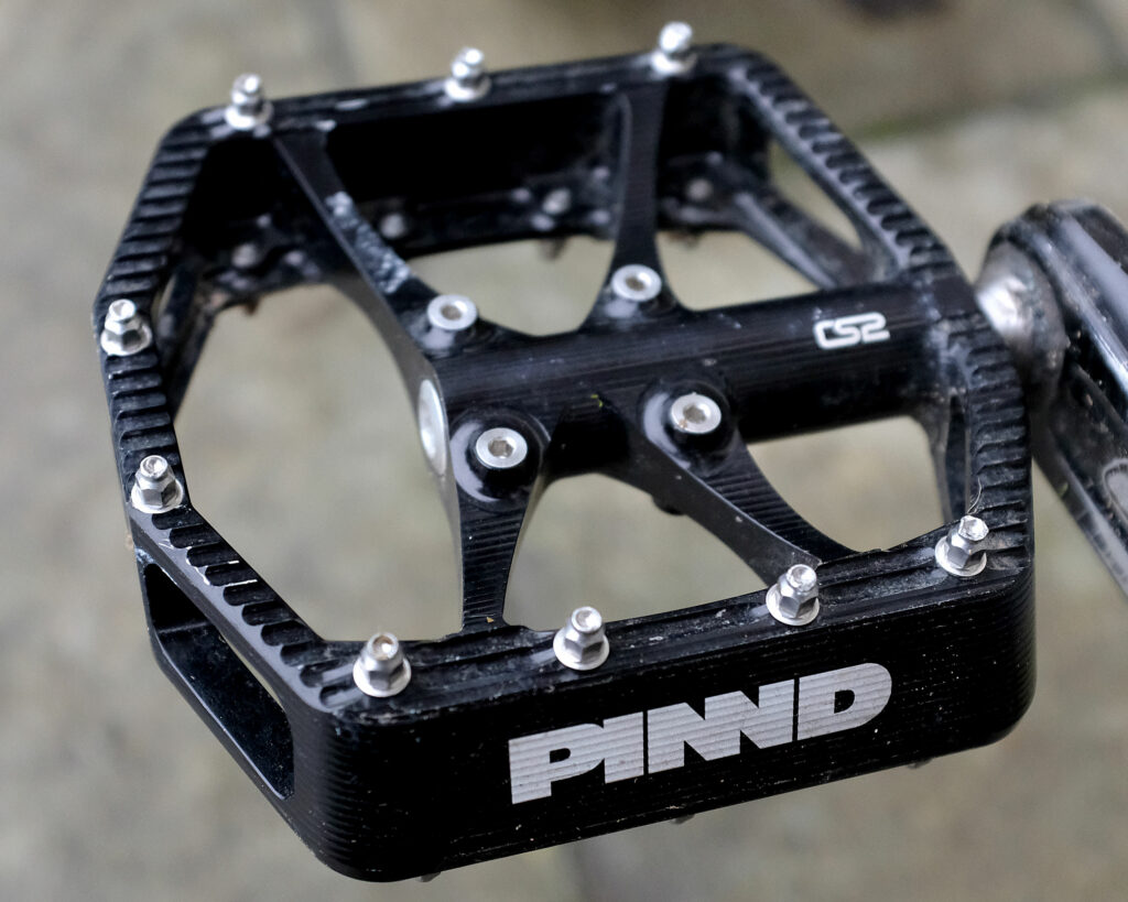 PINND CS2 Flat Pedal Review 2021 main image.JPG