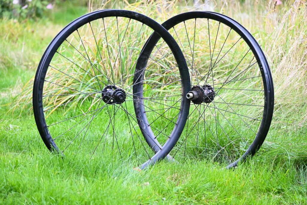 Pacenti-I35-END-Carbon-wheelset-review-100.jpg
