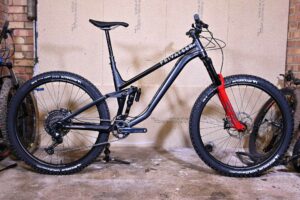 Privateer-Bikes-161-enduro-bike-first-look-review-100.jpg