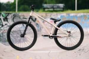 Privateer Bikes DJ101 dirt jump bike