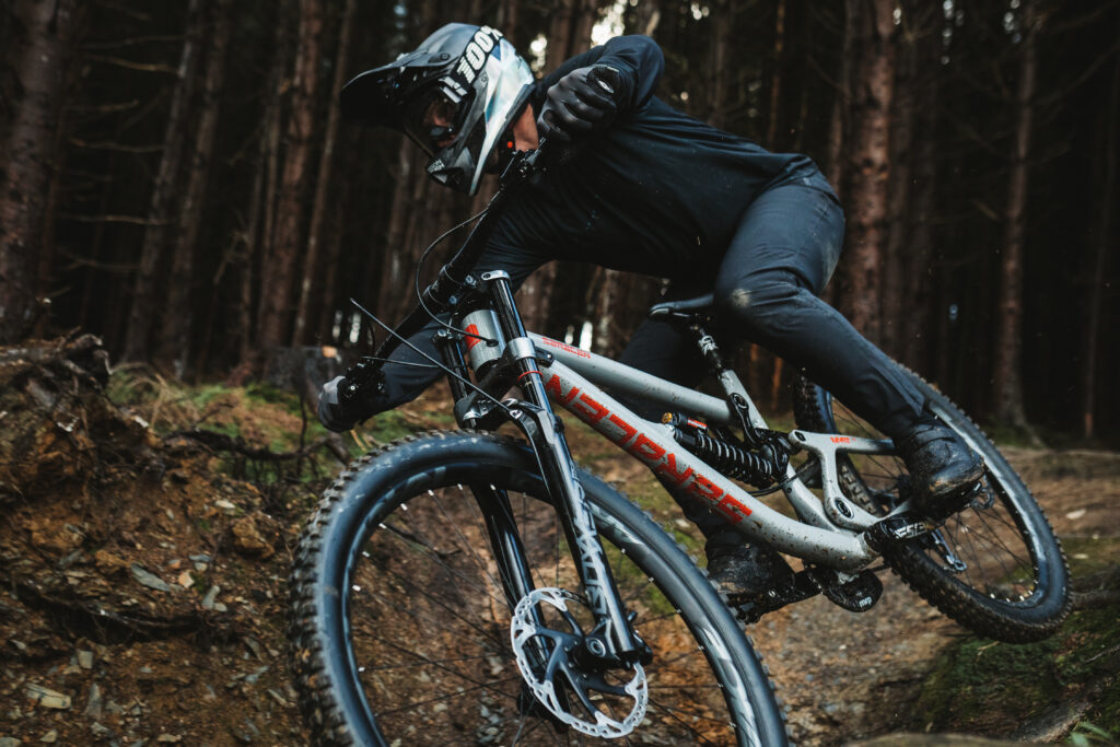 2023 Saracen_Myst_Pro_Lifestyle_JT_010.jpg