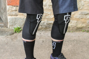 Race Face Indy D30 Knee Guards
