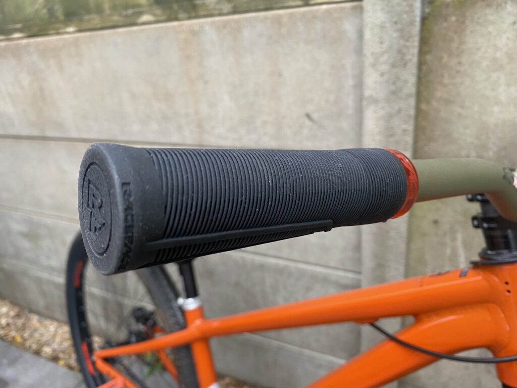 Raceface_chester_grips_1