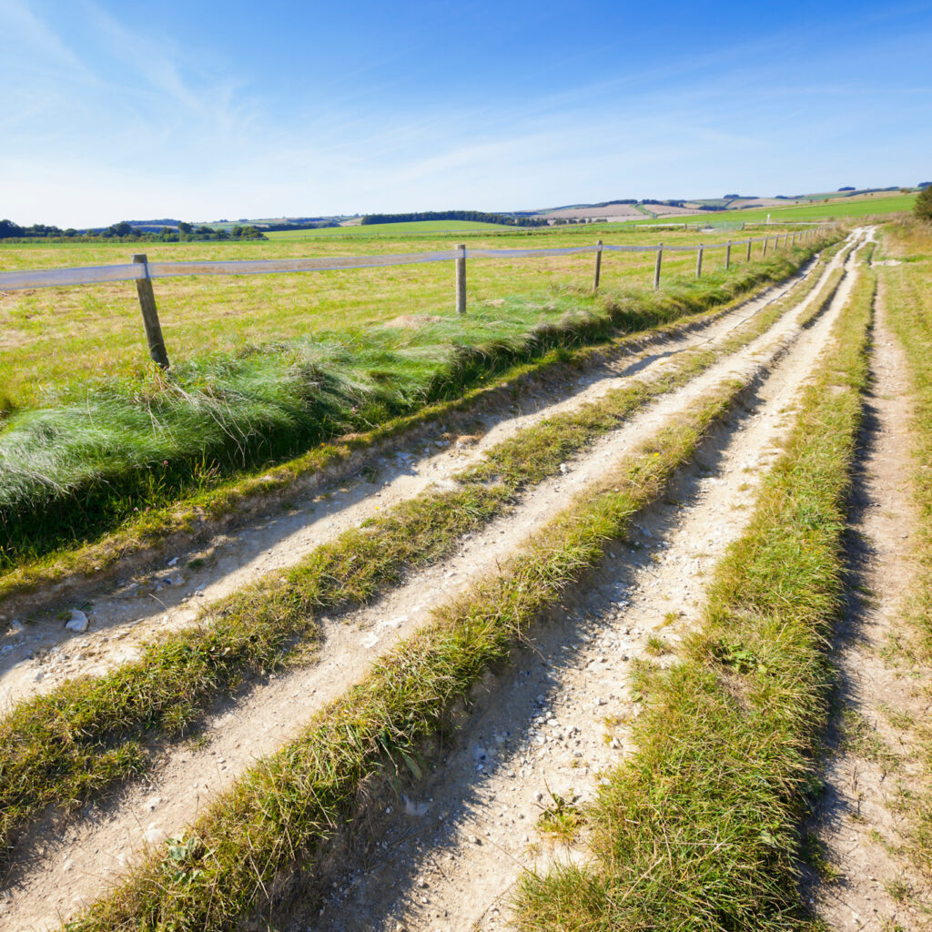Ridgeway-Gravel-Cycling-1