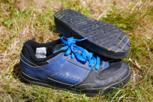 Shimano GR5 flat pedal shoes review
