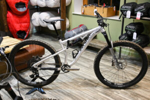 Sonder-Alpkit-2020-bikes-full-suspension-titanium-custom-gearbox-105