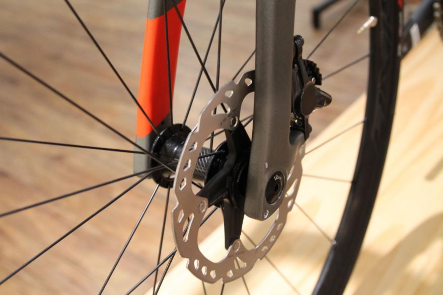 Specialized Diverge Expert Carbon10