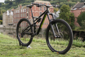 Specialized Enduro Comp-14.jpg