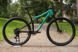 Specialized Epic Carbon Comp Detail-1.jpg