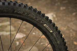 Specialized Hillbilly GRID 2Bliss Ready 2.6&Prime;x 27.5 tyre review