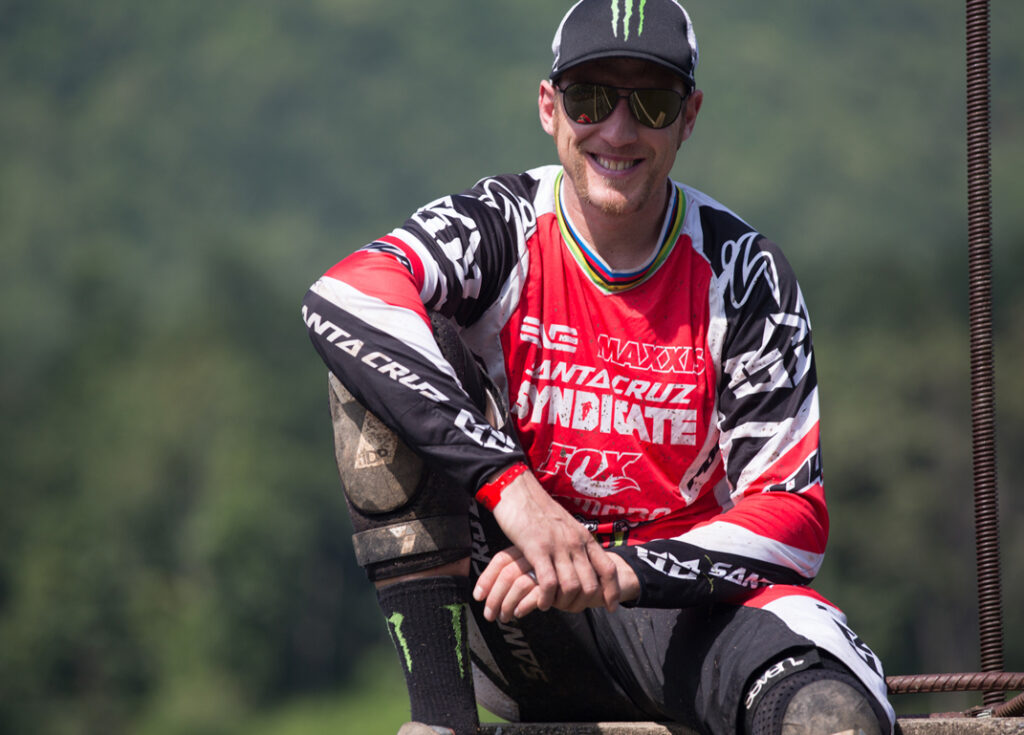 Mountain bike icons - Steve Peat