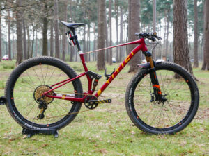 Titici-Flexy-MTB-FS-custom-carbon-FS-100.jpg