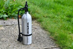 Topeak Tubibooster X tubeless inflator review