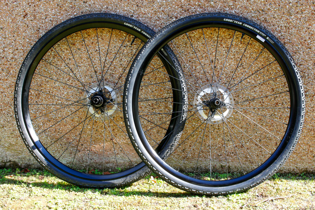 Vel 23 GRL Alloy Gravel Disc wheelset.jpg