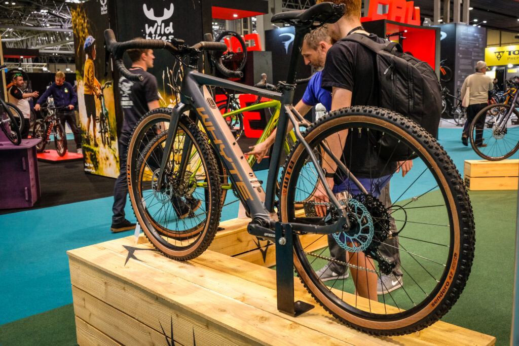 Whyte Gosport grave e-bike-6.jpg