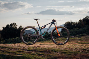 2023 Wilier Urta Max SLR hero