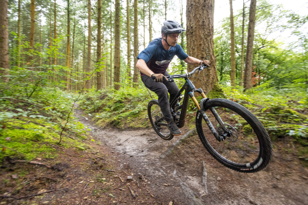 YT Industries Jeffsy riding 7