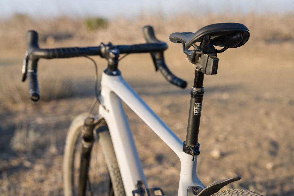 YT Szepter gravel bike dropper post