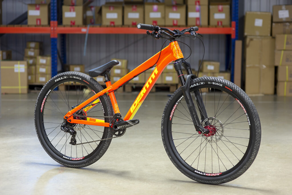 identiti-2019-warehouse-27-drjekyll-rcx.jpg