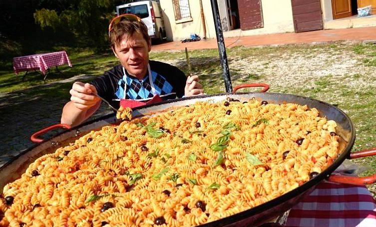 lots-pasta