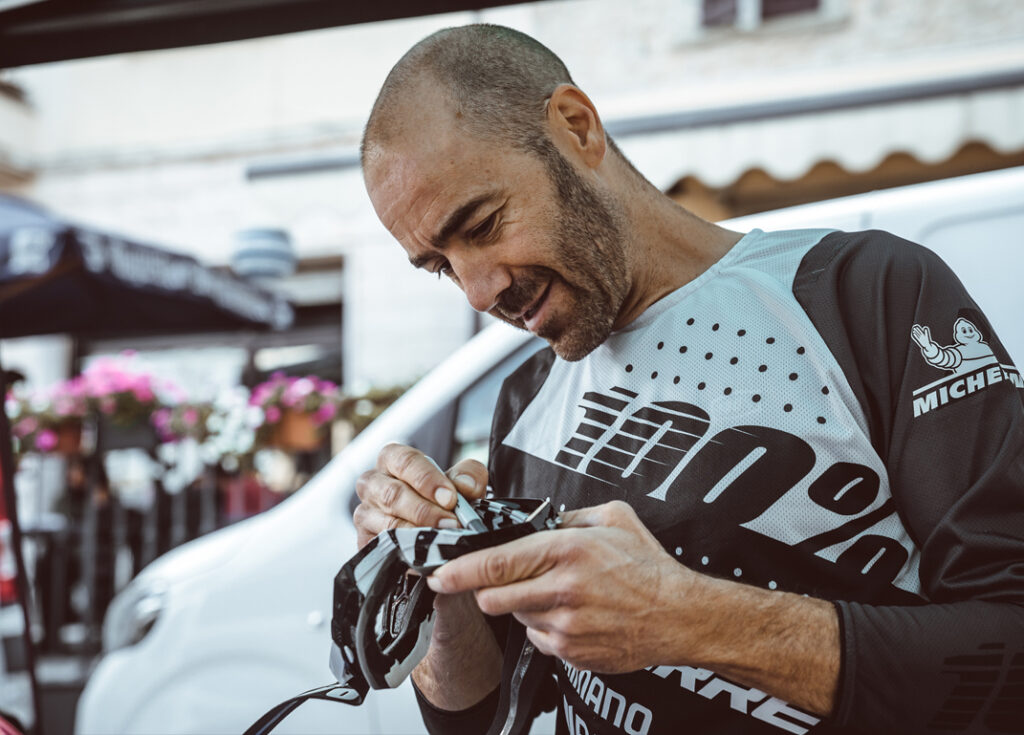 Mountain bike Icons - Nicolas Vouilloz story