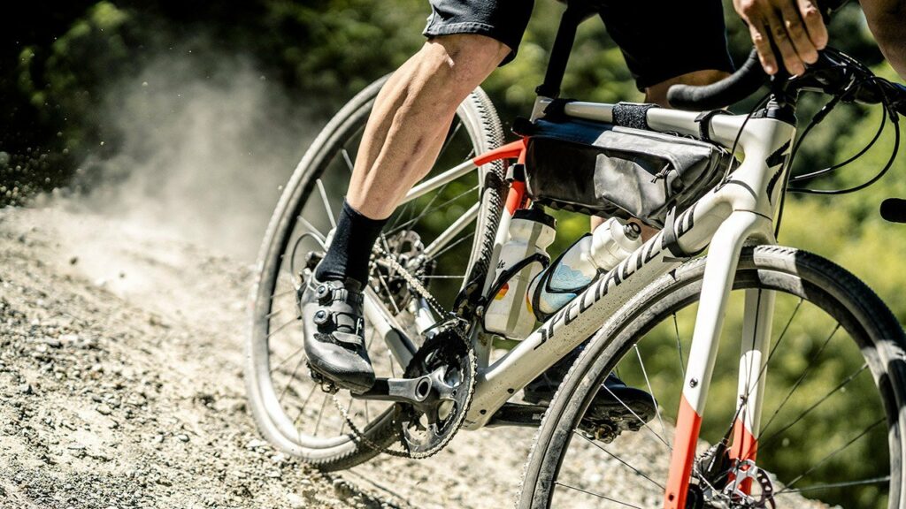 specialized diverge riding 2.jpg