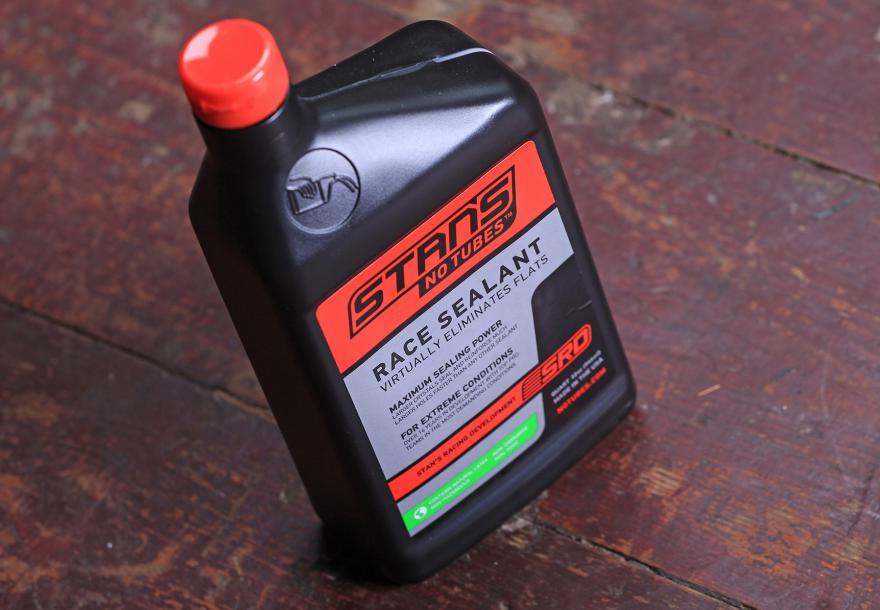 stans-no-tubes-race-sealant.jpg