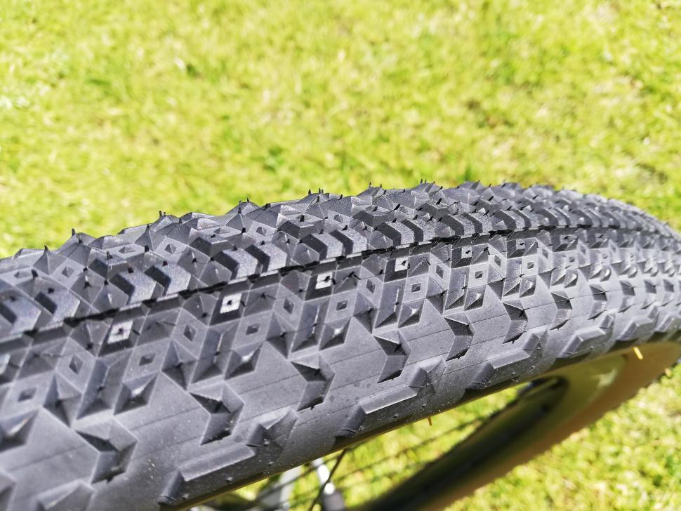 teravail sparwood light and supple 650B tyre