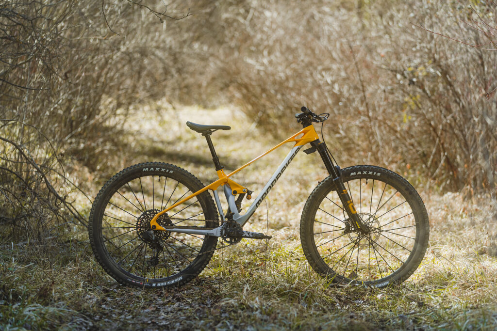 2023 Mondraker Foxy Carbon hero